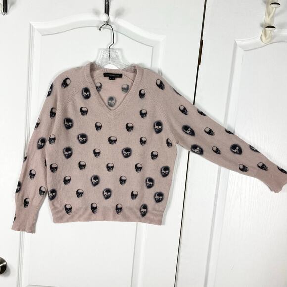 Nwot Skull Cashmere Sweater M Pink Black-Skulls Graphic V-Neck Long-Sleeve - Picture 2 of 9
